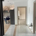Stylish Spacious In Apartment *