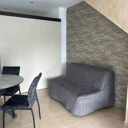 Apartament Stylish Spacious In