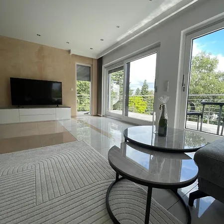 Stylish Spacious In * Düsseldorf