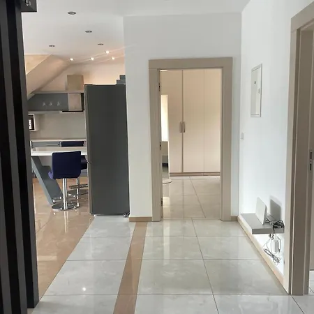 Stylish Spacious In Apartament *