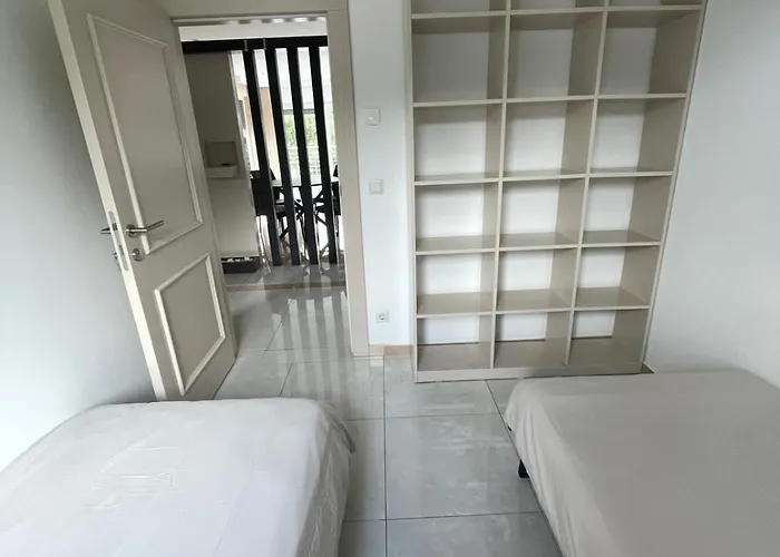 Stylish Spacious In * Düsseldorf