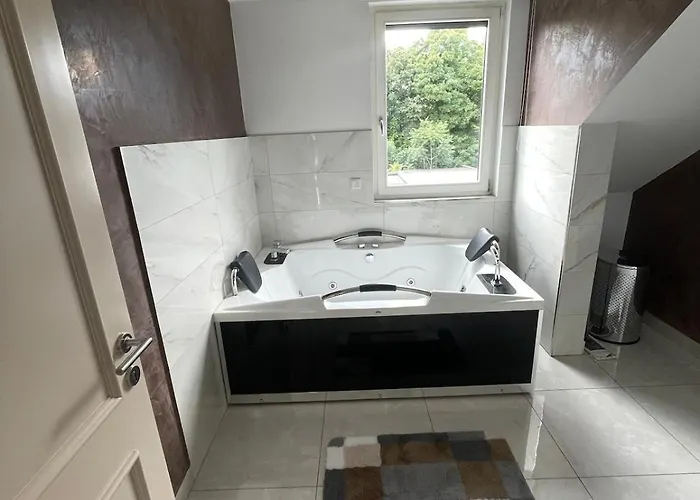 Stylish Spacious In Düsseldorf